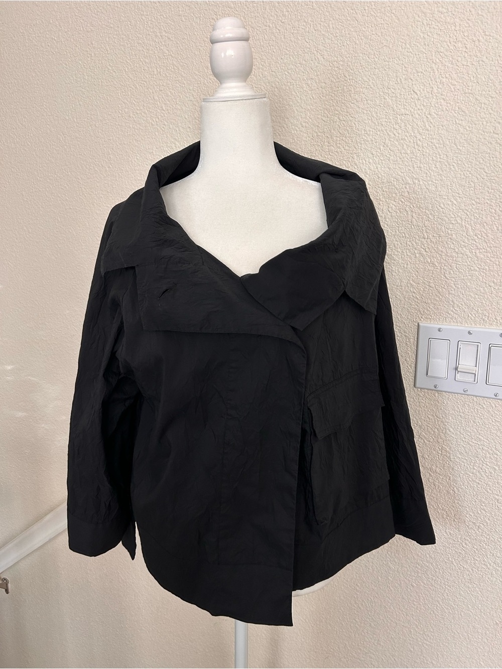 $378 Ruti Black Crinkle Swing Jacket | Avant-Garde
Funnel Collar | Lagenlook S/M - Picture 2 of 11